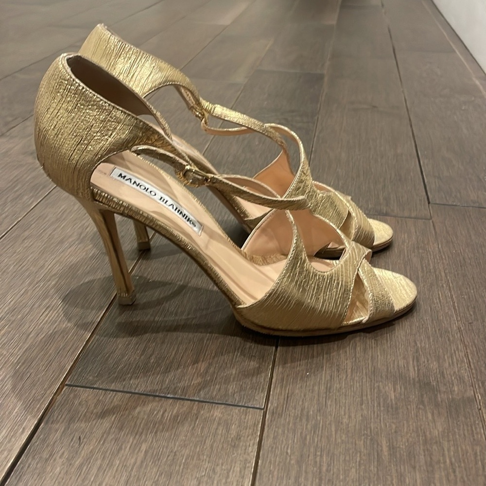 Manolo Blahnik Gold Shoes Pre owned 39 1/2